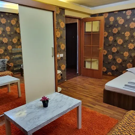 My House - Ultracentral Romana Square Near Old Town Apartment