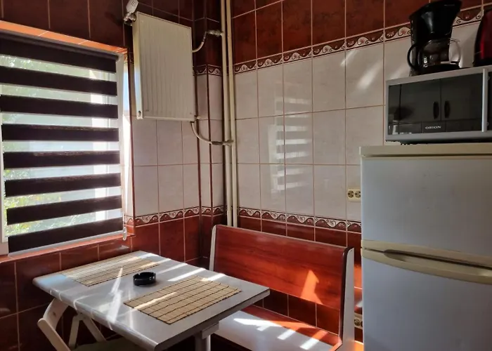 My House - Ultracentral Romana Square Near Old Town * بوخارست