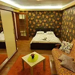 My House - Ultracentral Romana Square Near Old Town