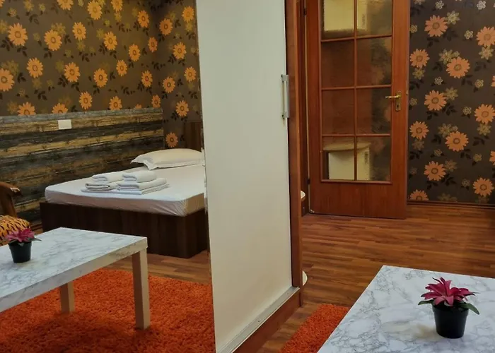 Apartament My House - Ultracentral Romana Square Near Old Town